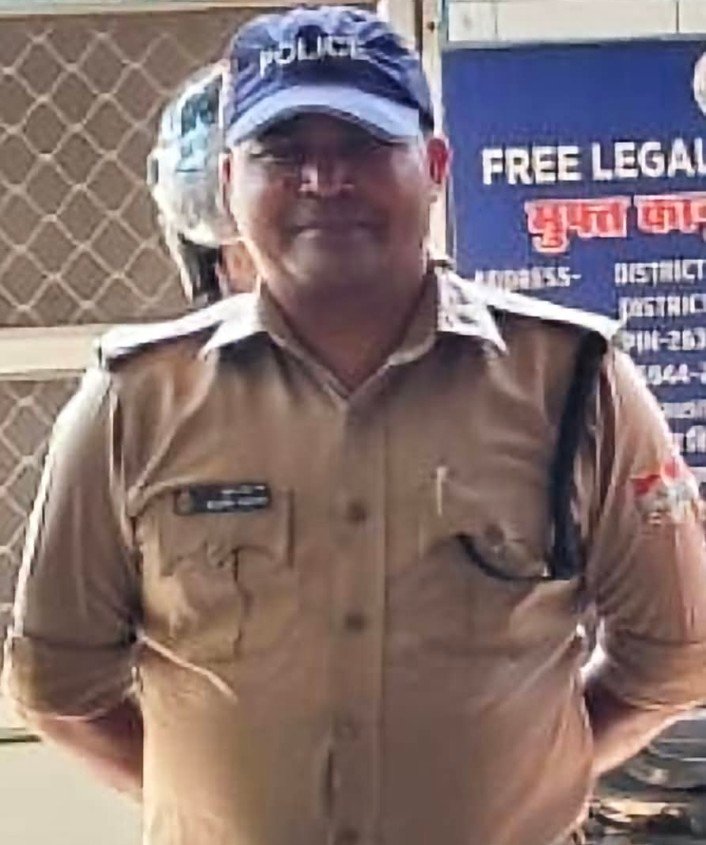 शौक में डूबा ऊधम सिंह नगर पुलिस परिवार श्रद्धांजलि अर्पित की
